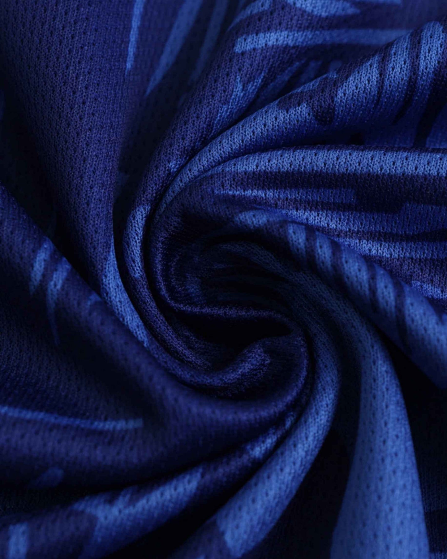 Blue fresco-patterned fabric detail of Italy Vittoria Divina premium football jersey
