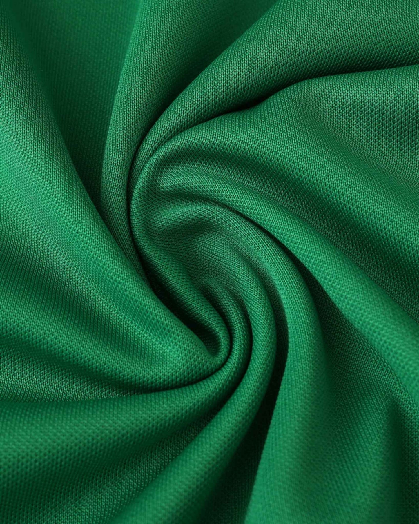 Detail of green textured fabric on Mexico retro home football jersey 1986/87