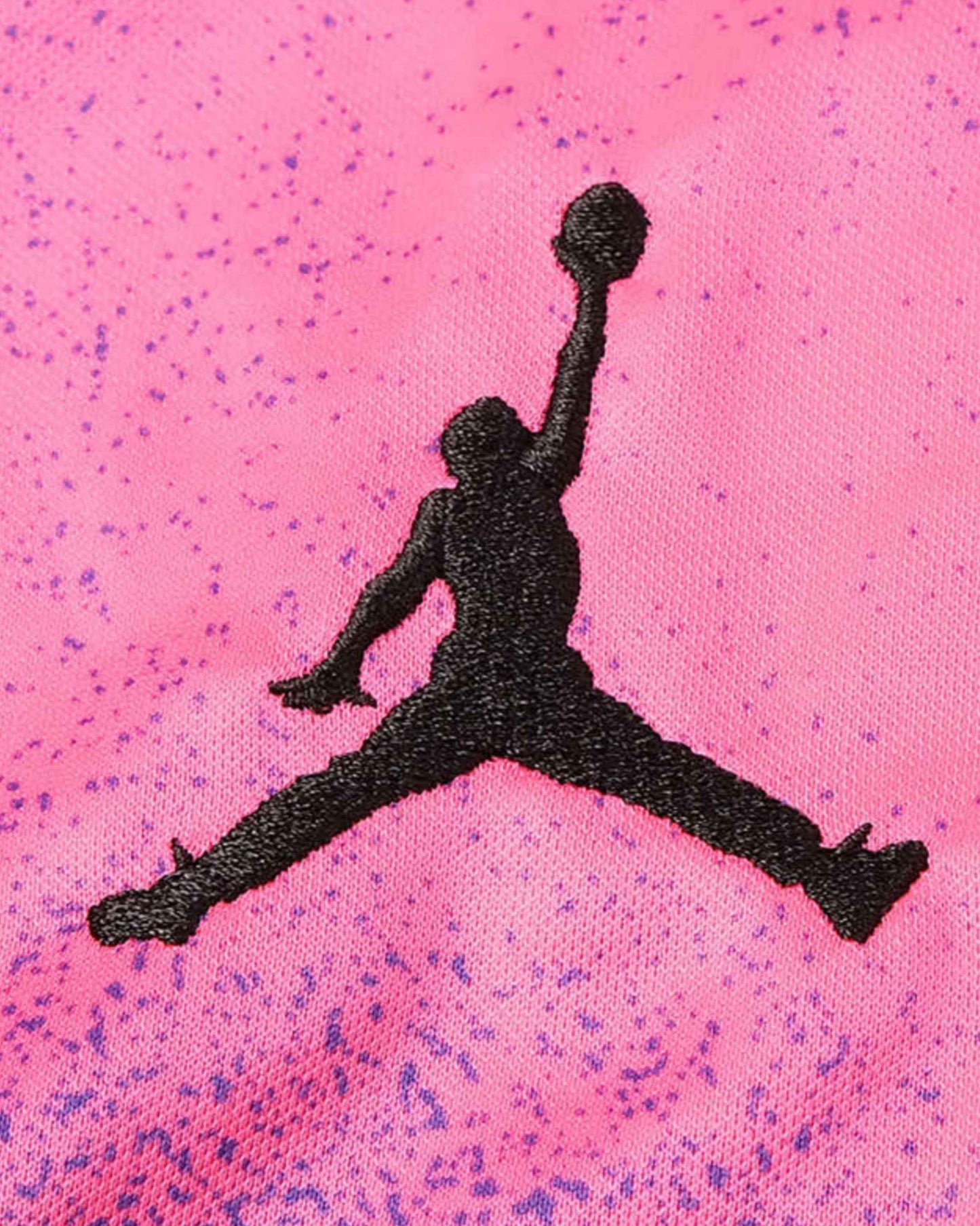 Black Jordan Jumpman logo on the pink PSG 2020/21 fourth football jersey chest