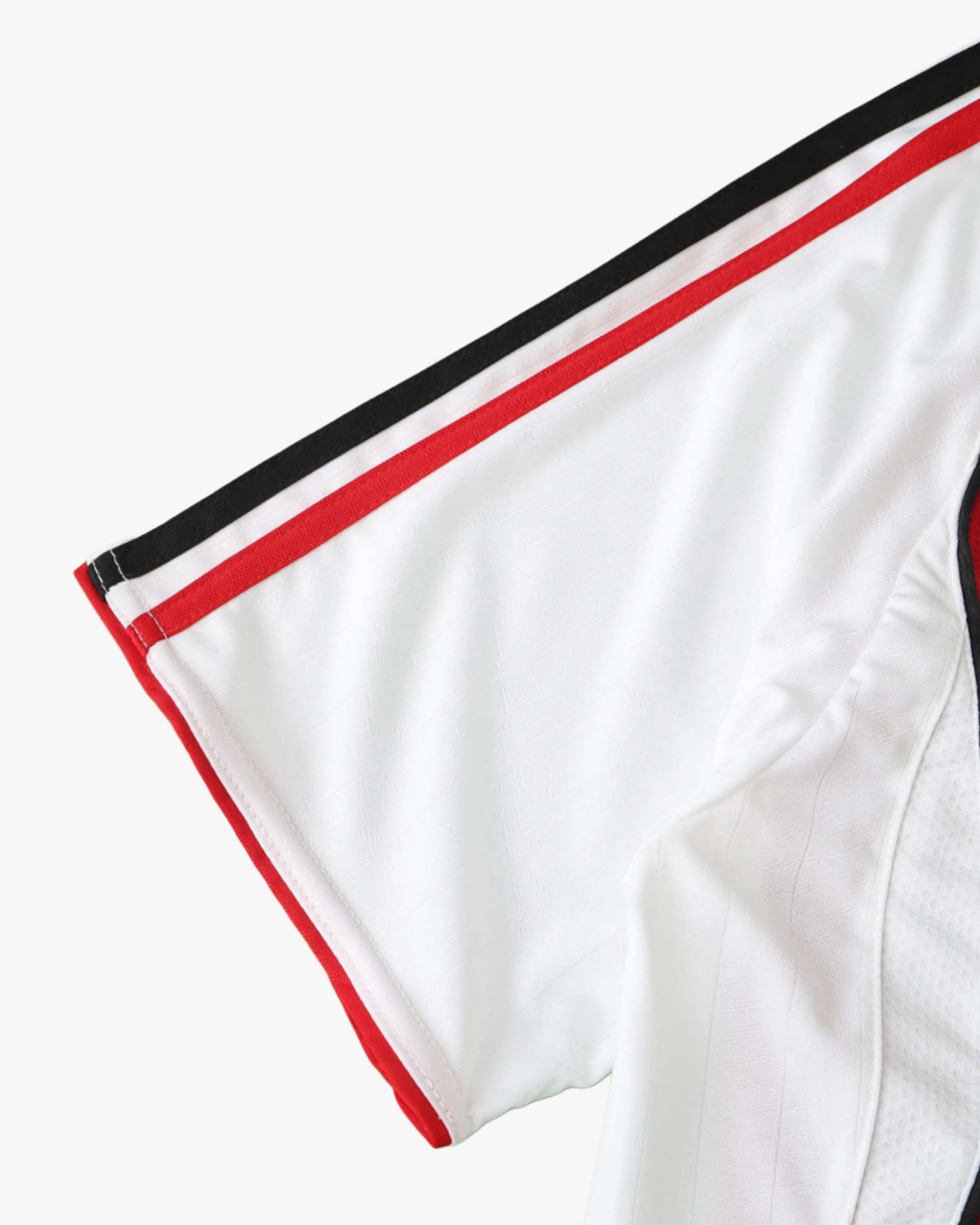 AC MILAN RETRO AWAY 2006/07 - Footxo