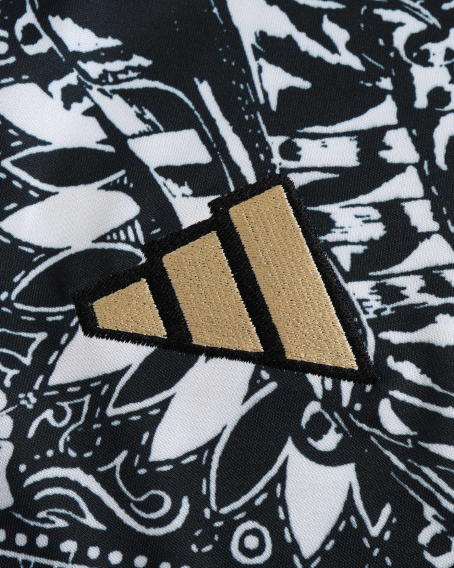 ARSENAL x LAN WRIGHT PREMIUM KIT - Footxo