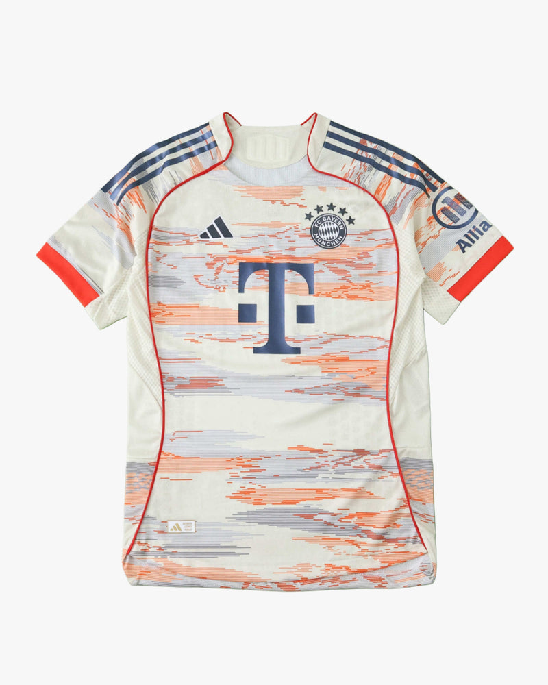BAYERN MUNICH AWAY 2025/26 - Footxo