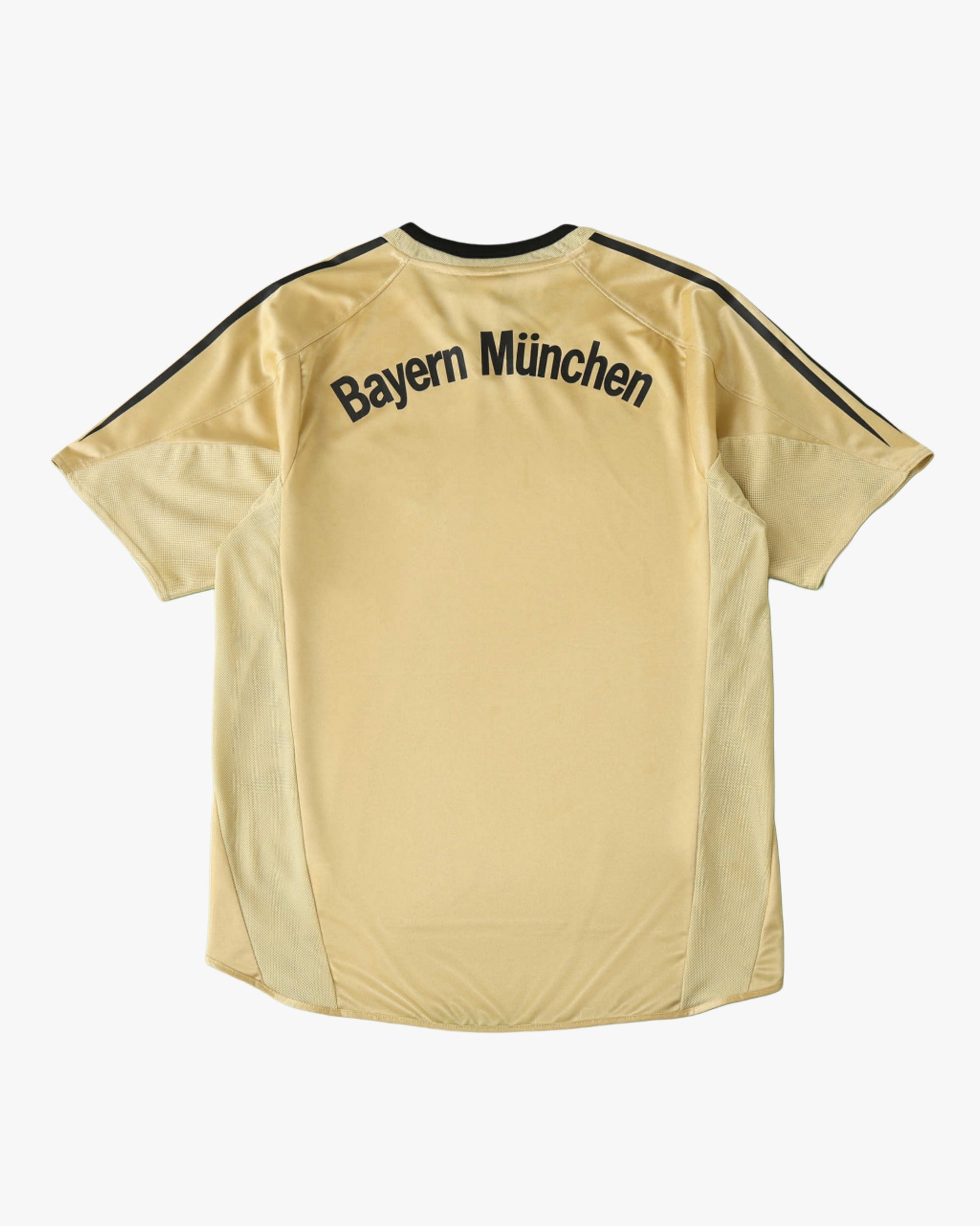 BAYERN MUNICH RETRO HOME 2004/05 - Footxo