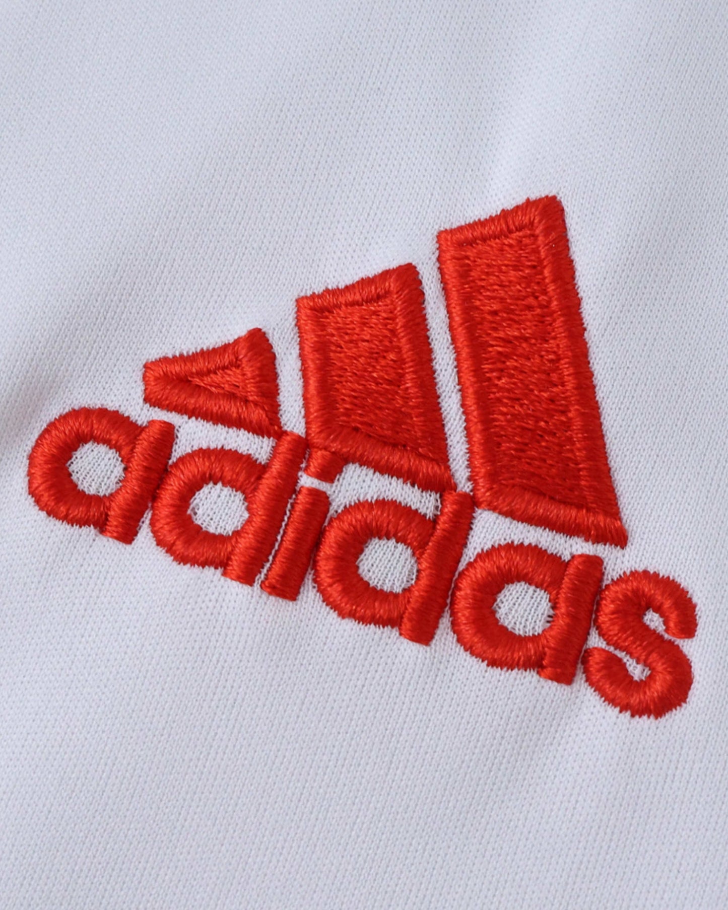 BAYERN MUNICH TRAINING 2025/26 - Footxo