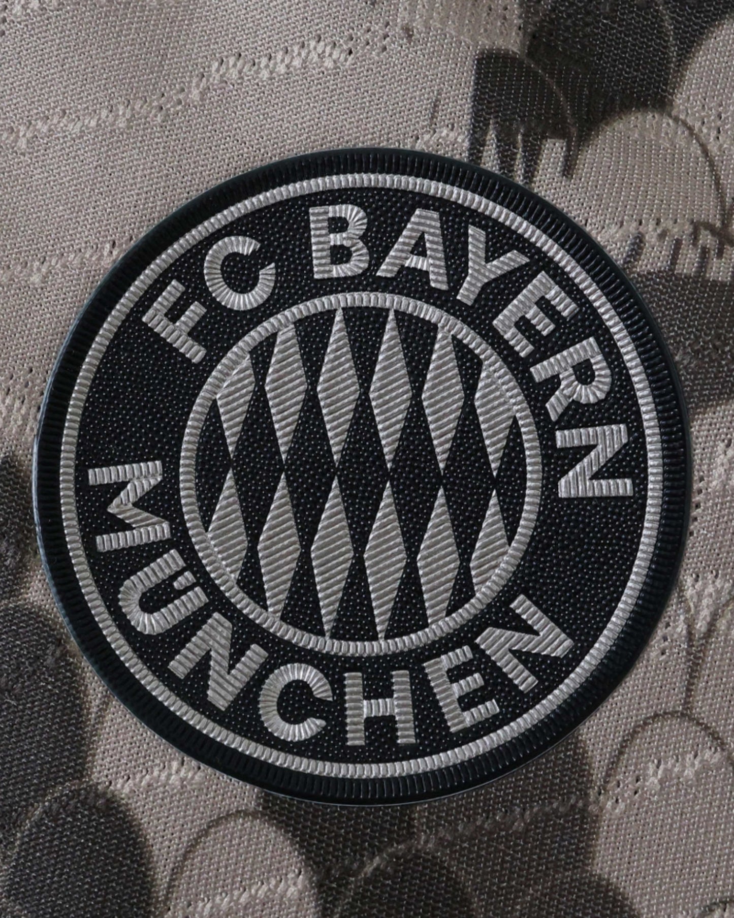BAYERN MUNICH TRAINING 2025/26 - Footxo