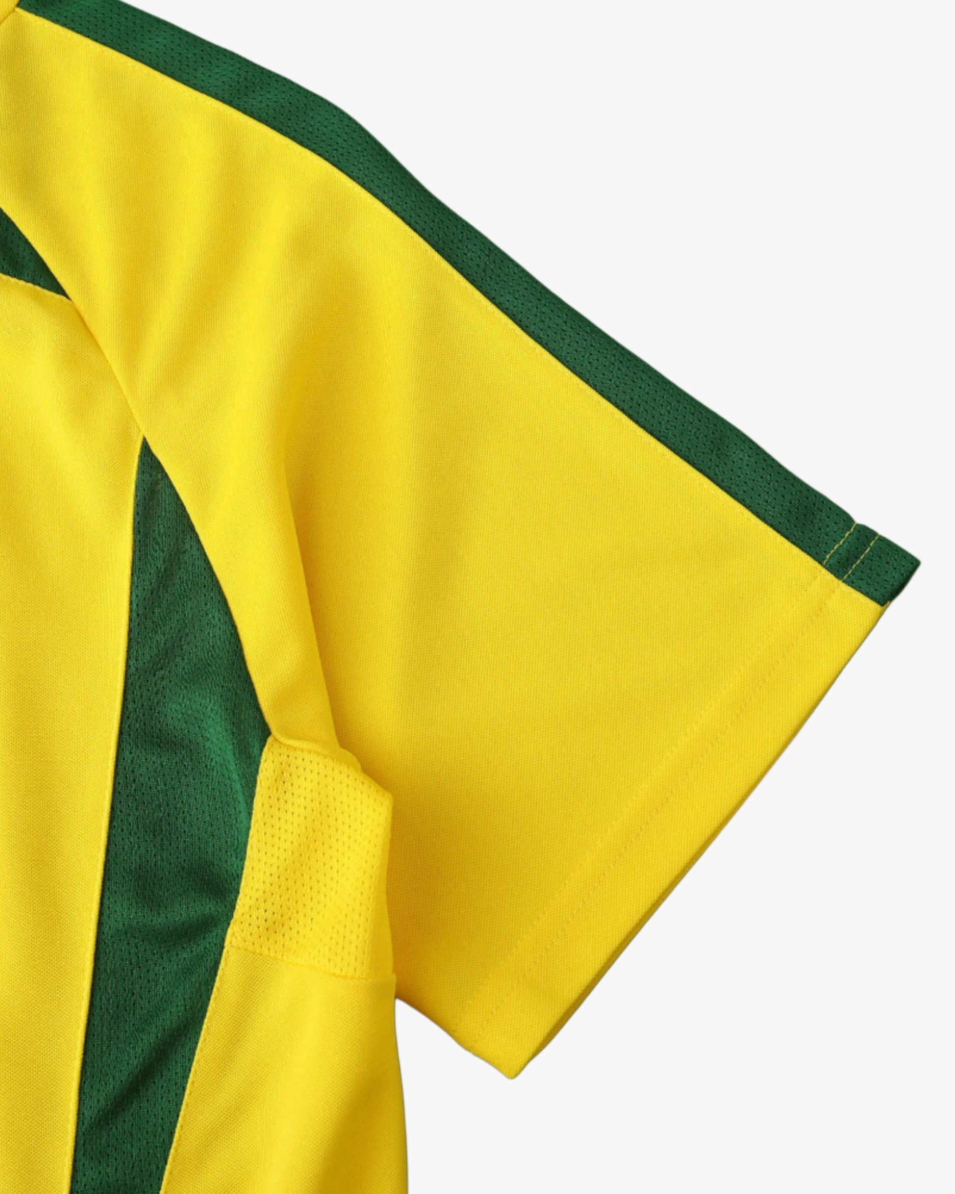 BRAZIL RETRO HOME 2003/04 - Footxo