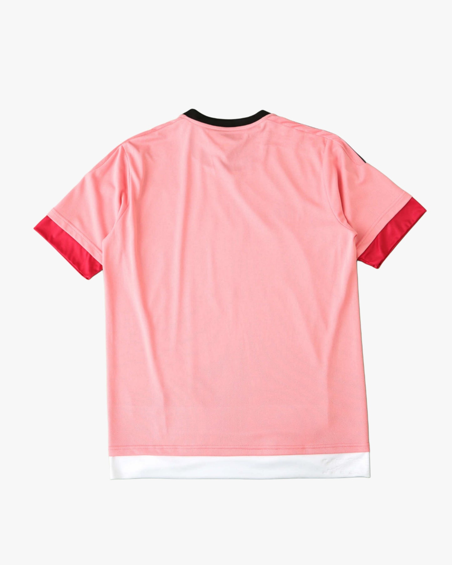 JUVENTUS RETRO AWAY 2015/16 - Footxo