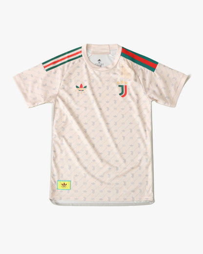 JUVENTUS x GUCCI PREMIUM KIT - Footxo