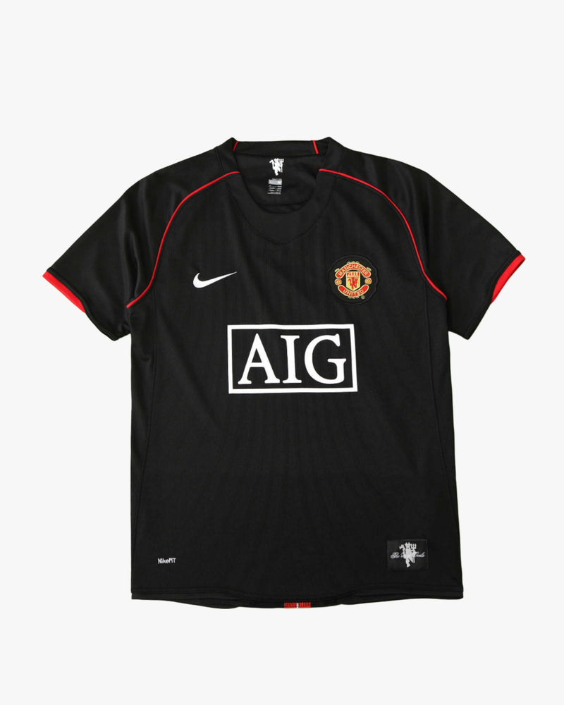 MANCHESTER UNITED RETRO AWAY 2007/08 - Footxo