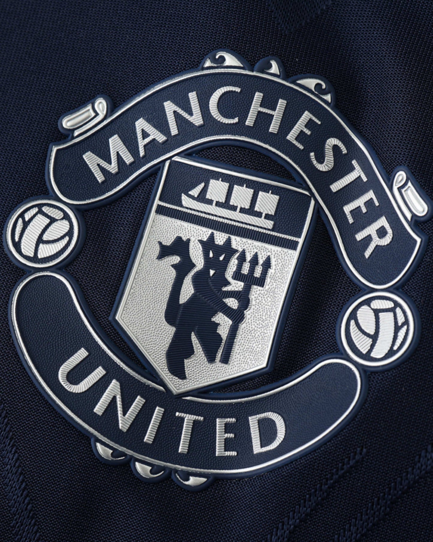 MANCHESTER UNITED TRAINING 2024/25 - Footxo