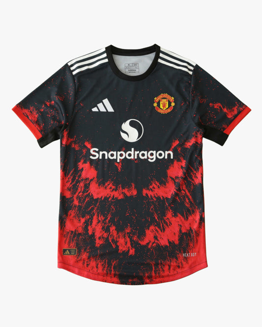 MANCHESTER UNITED x RED SEA PREMIUM KIT - Footxo