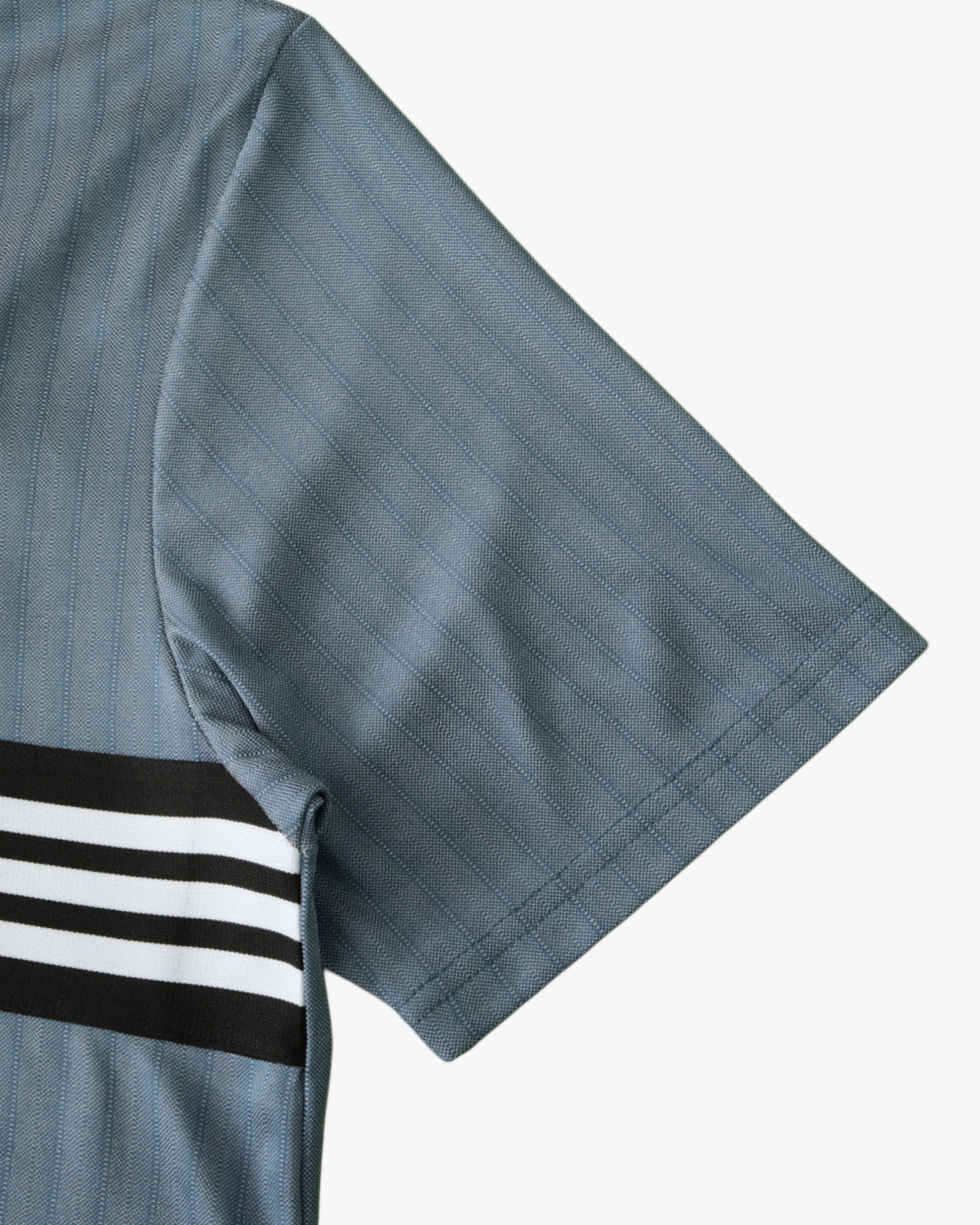 NEWCASTLE UNITED RETRO AWAY 1995/96 - Footxo