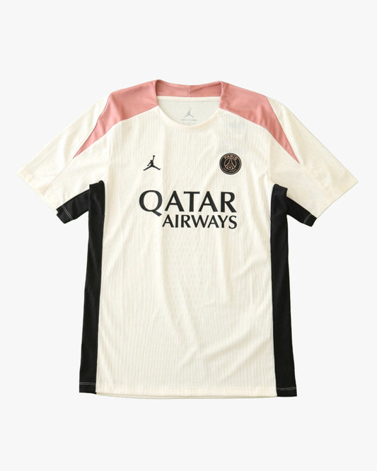 PSG BEIGE AND BLACK PREMIUM KIT - Footxo