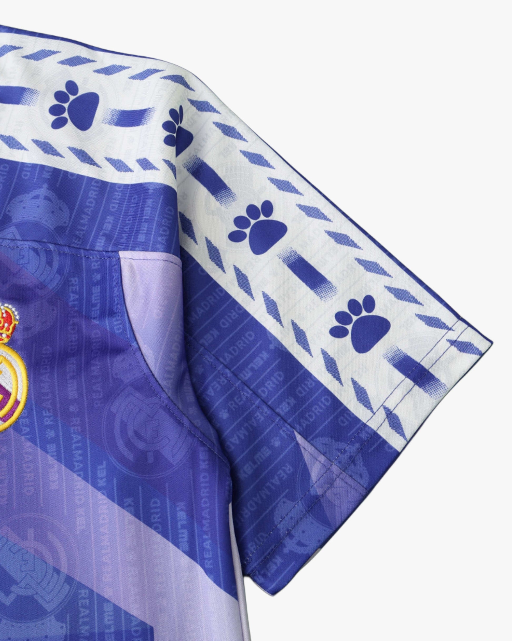 REAL MADRID RETRO AWAY 1996/97 - Footxo