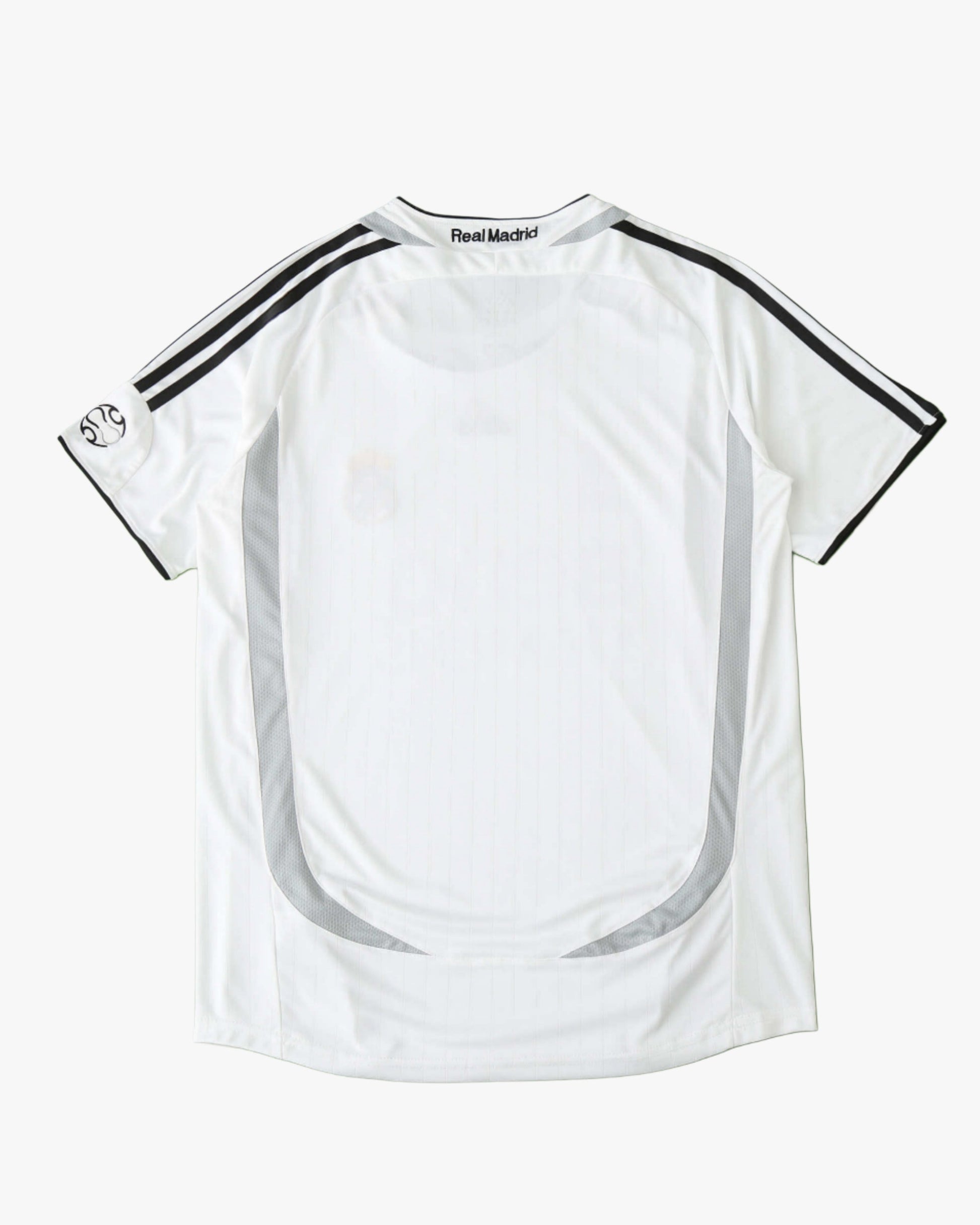 REAL MADRID RETRO HOME 2006/07 - Footxo