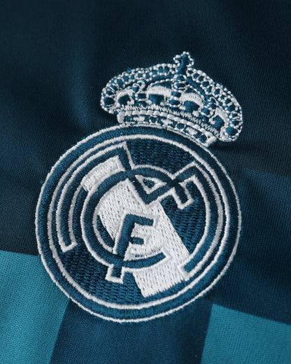 REAL MADRID RETRO THIRD 2017/18 - Footxo