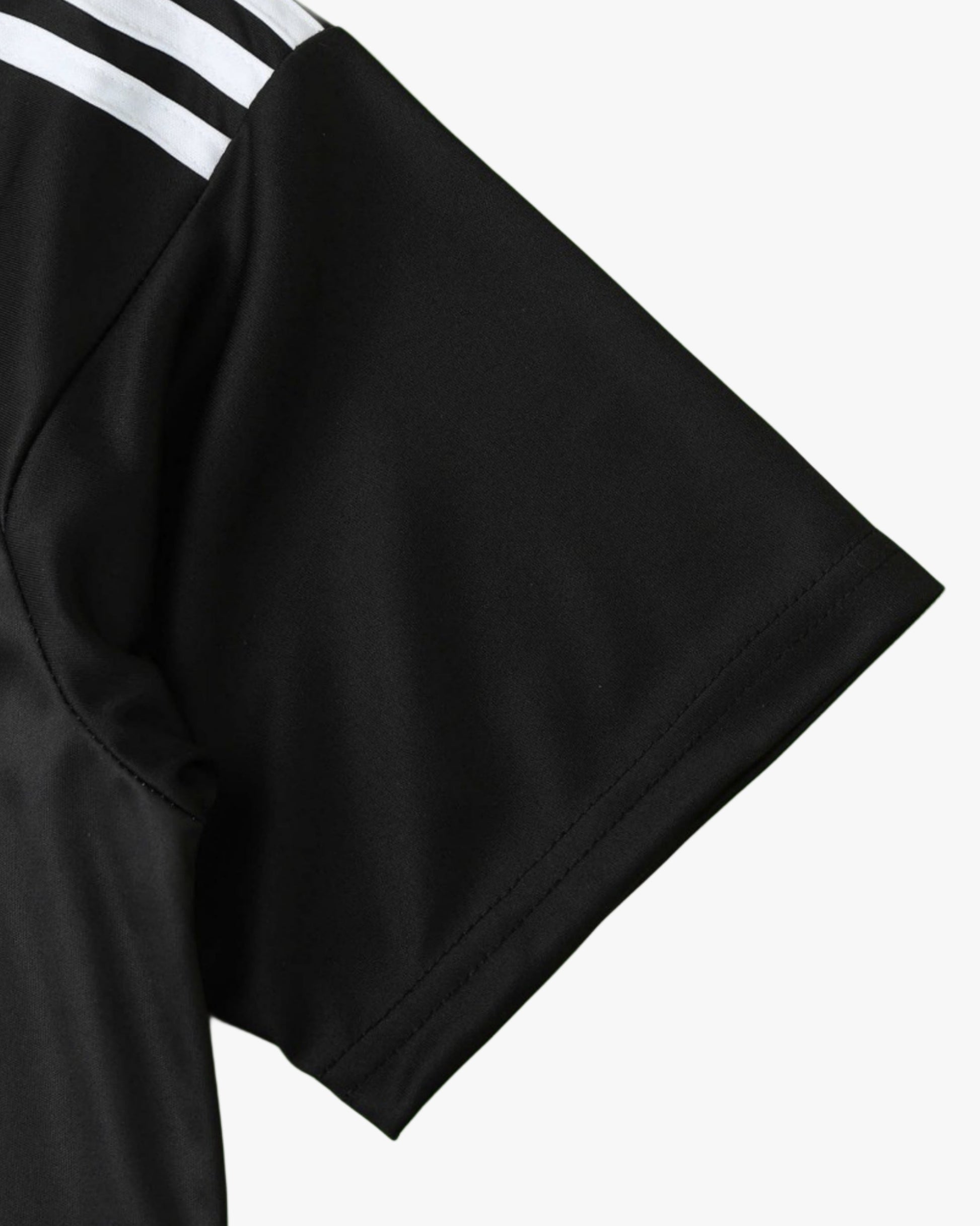 REAL MADRID x BLACK FURY PREMIUM KIT - Footxo