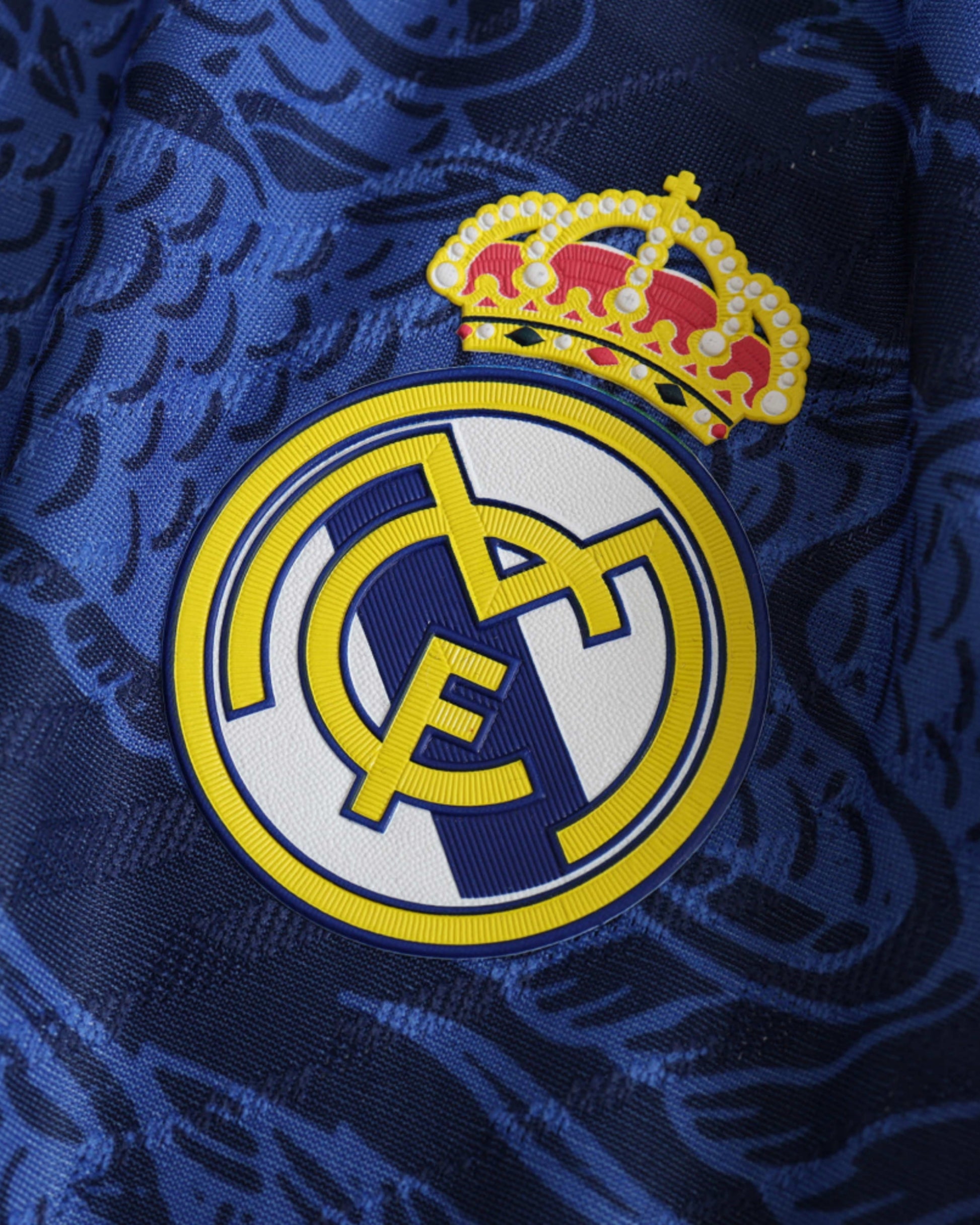 REAL MADRID x CELESTIAL MIDNIGHT PREMIUM KIT - Footxo