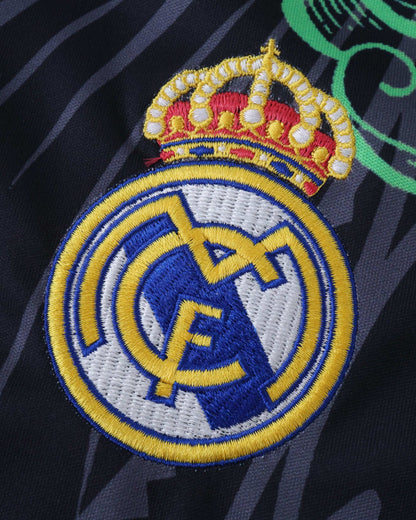 REAL MADRID x GREEN FALKOR PREMIUM KIT - Footxo