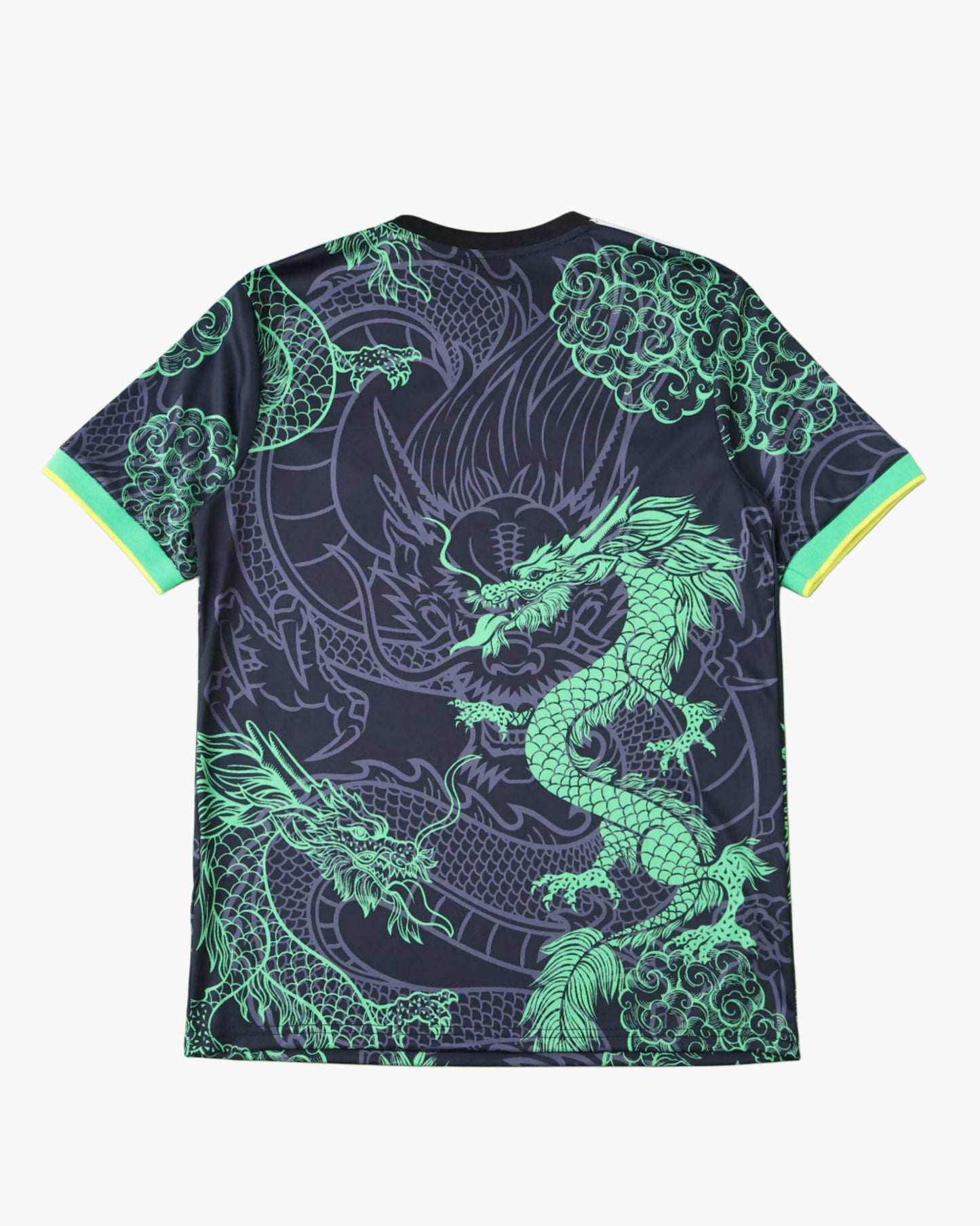 REAL MADRID x GREEN FALKOR PREMIUM KIT - Footxo
