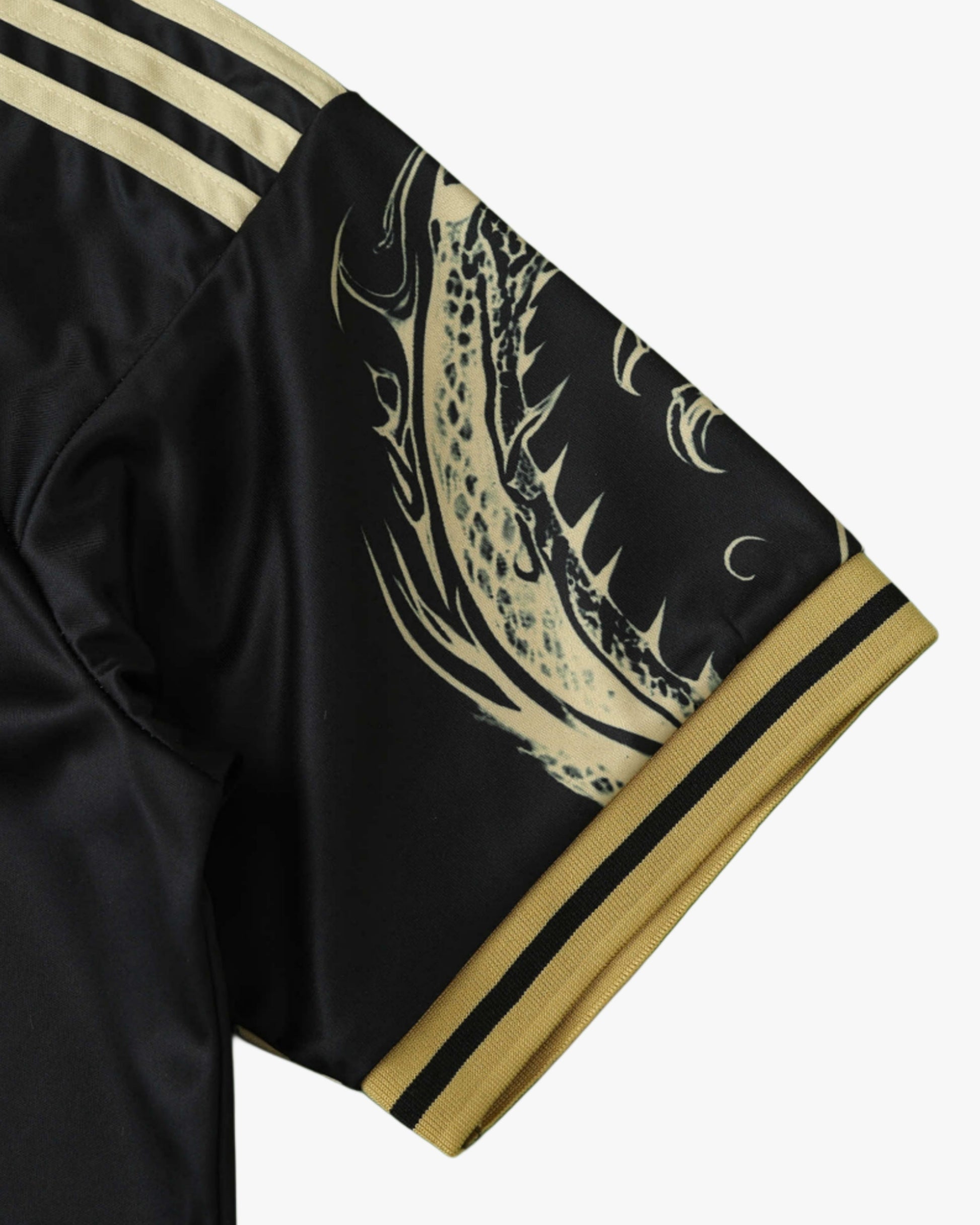 REAL MADRID x LIGHT FALKOR PREMIUM KIT - Footxo