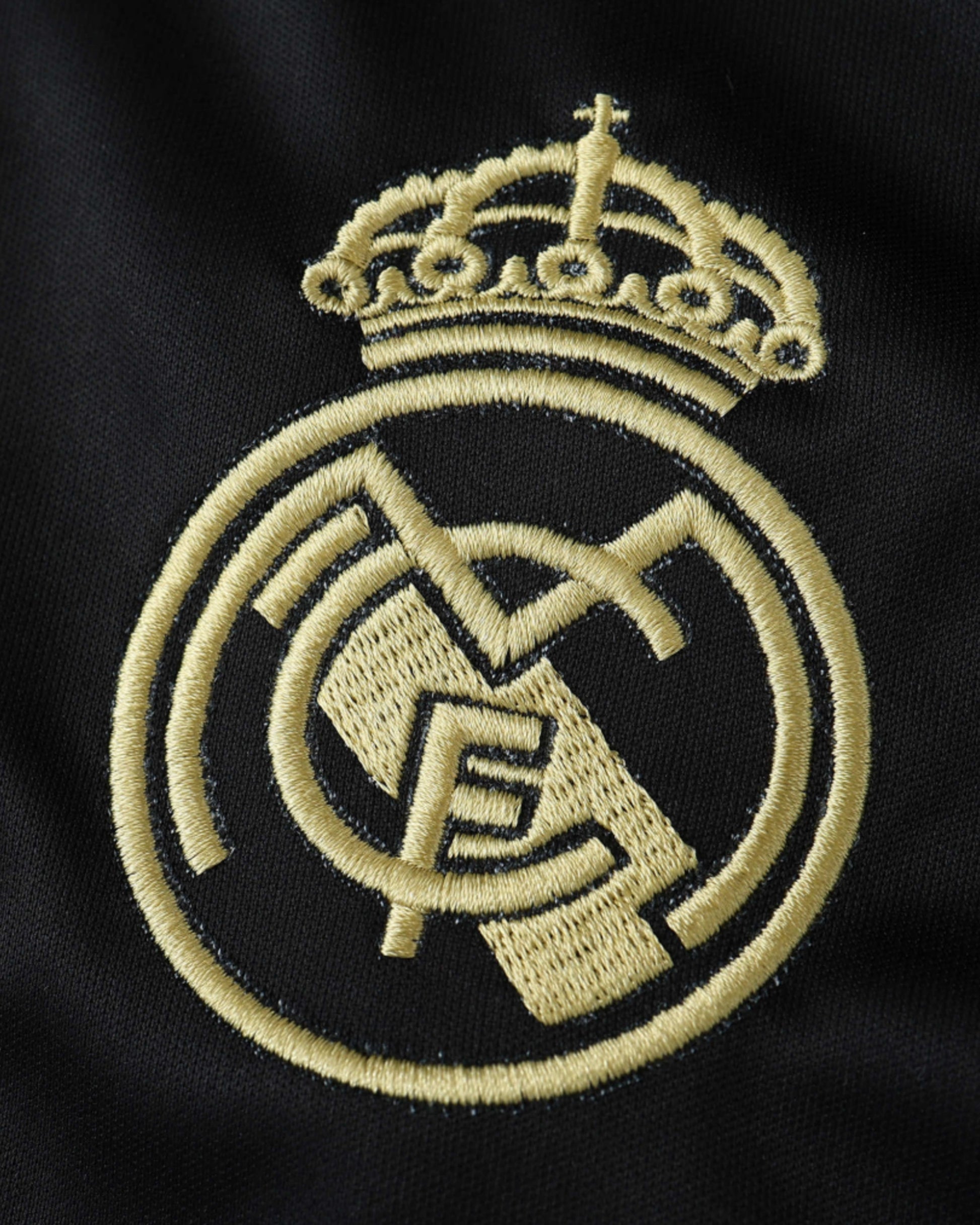 REAL MADRID x LIGHT FALKOR PREMIUM KIT - Footxo