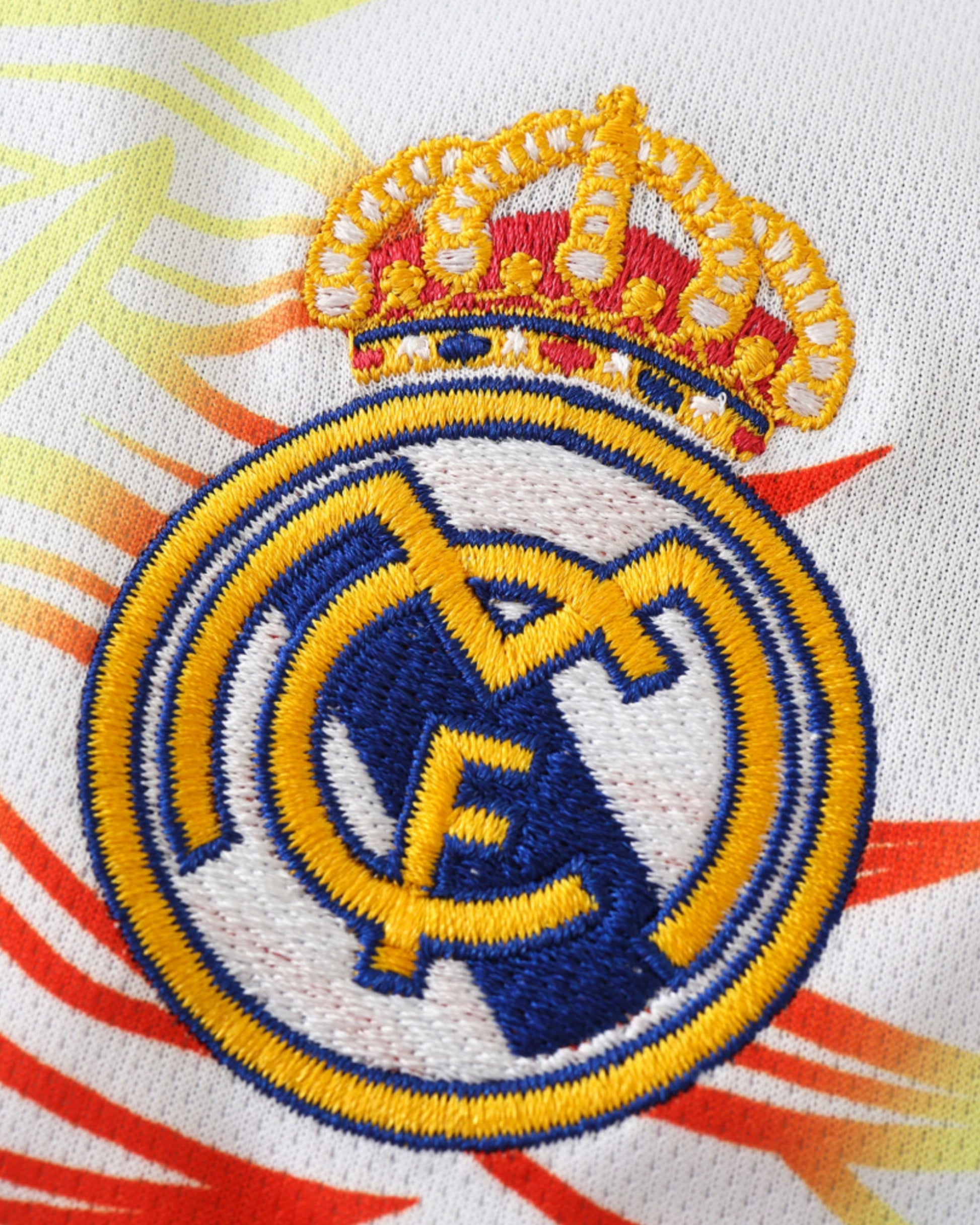 REAL MADRID x RAINBOW DRAGÓN BLANCO PREMIUM KIT - Footxo