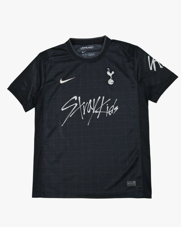 TOTTENHAM HOTSPUR x STRAY KIDS PREMIUM KIT - Footxo